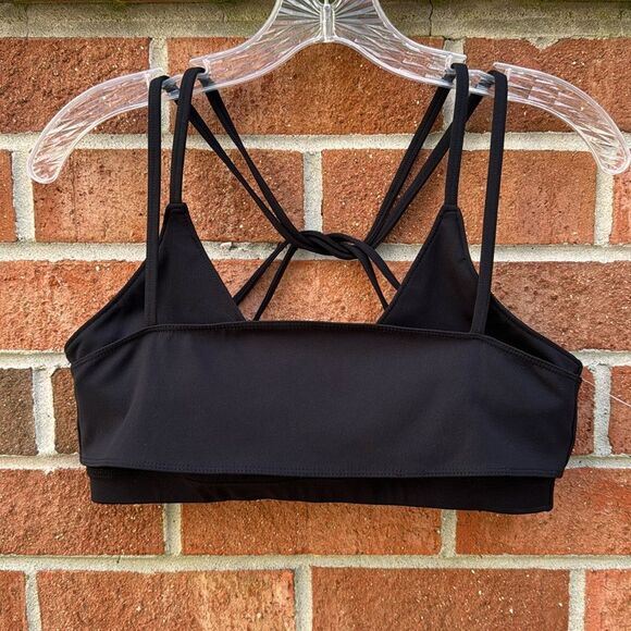 FP Movement Free People Strappy Layered Sports Bra sz Medium - Picture 1 of 11